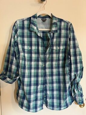Women’s Eddie Bauer Navy, Teal and White Plaid Button-Up Shirt